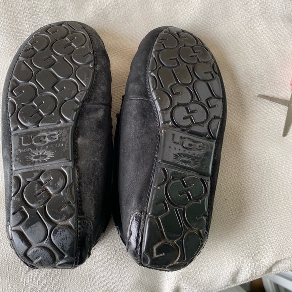 UGG Black Women's Moccasin Slippers fall winter - Picture 3 of 9